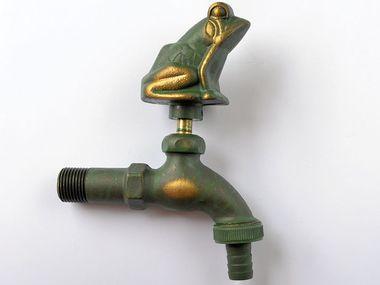 Frog Ornamental Verdigris Garden Tap - Hortibliss