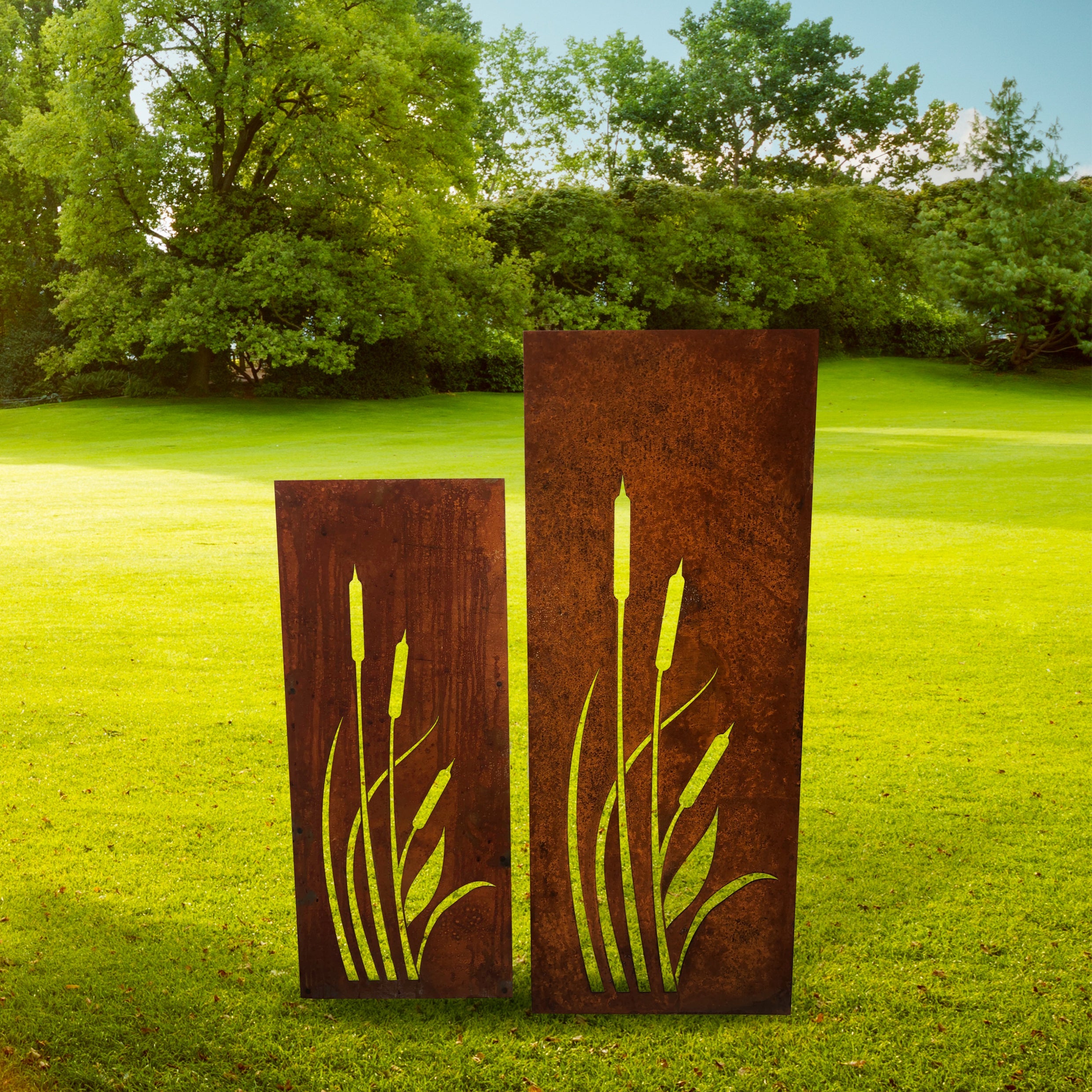 Bullrush Decorative Garden Screen - 2 Sizes - Hortibliss