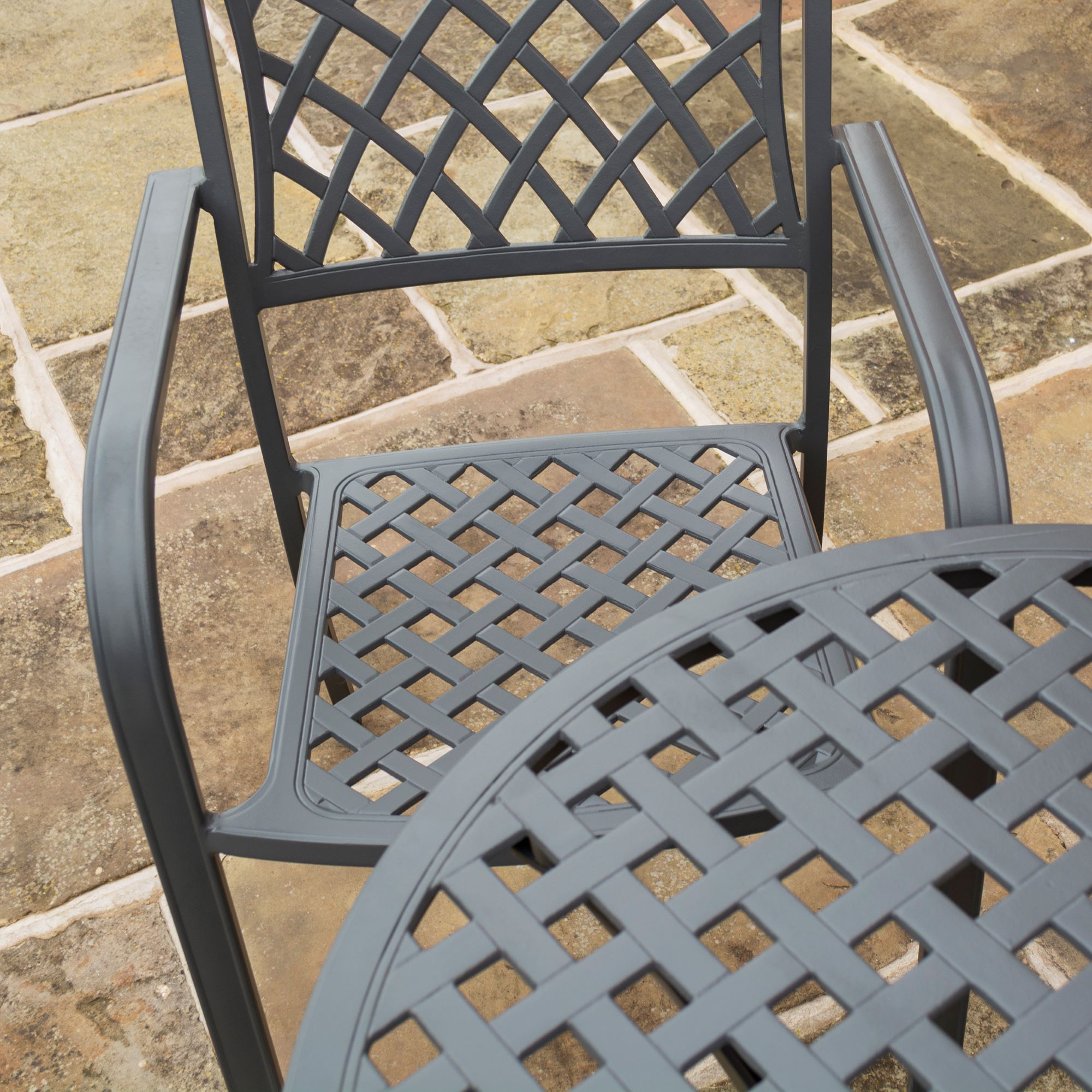 Heritage Lattice Bistro Set - Hortibliss