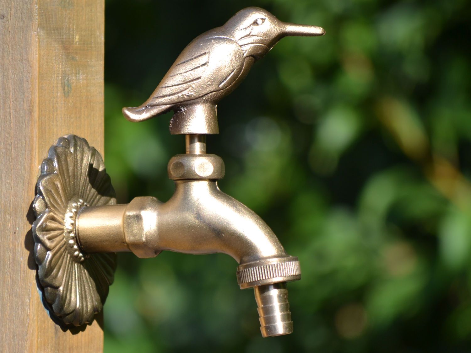 Kingfisher Ornamental Brass Garden Tap - Hortibliss