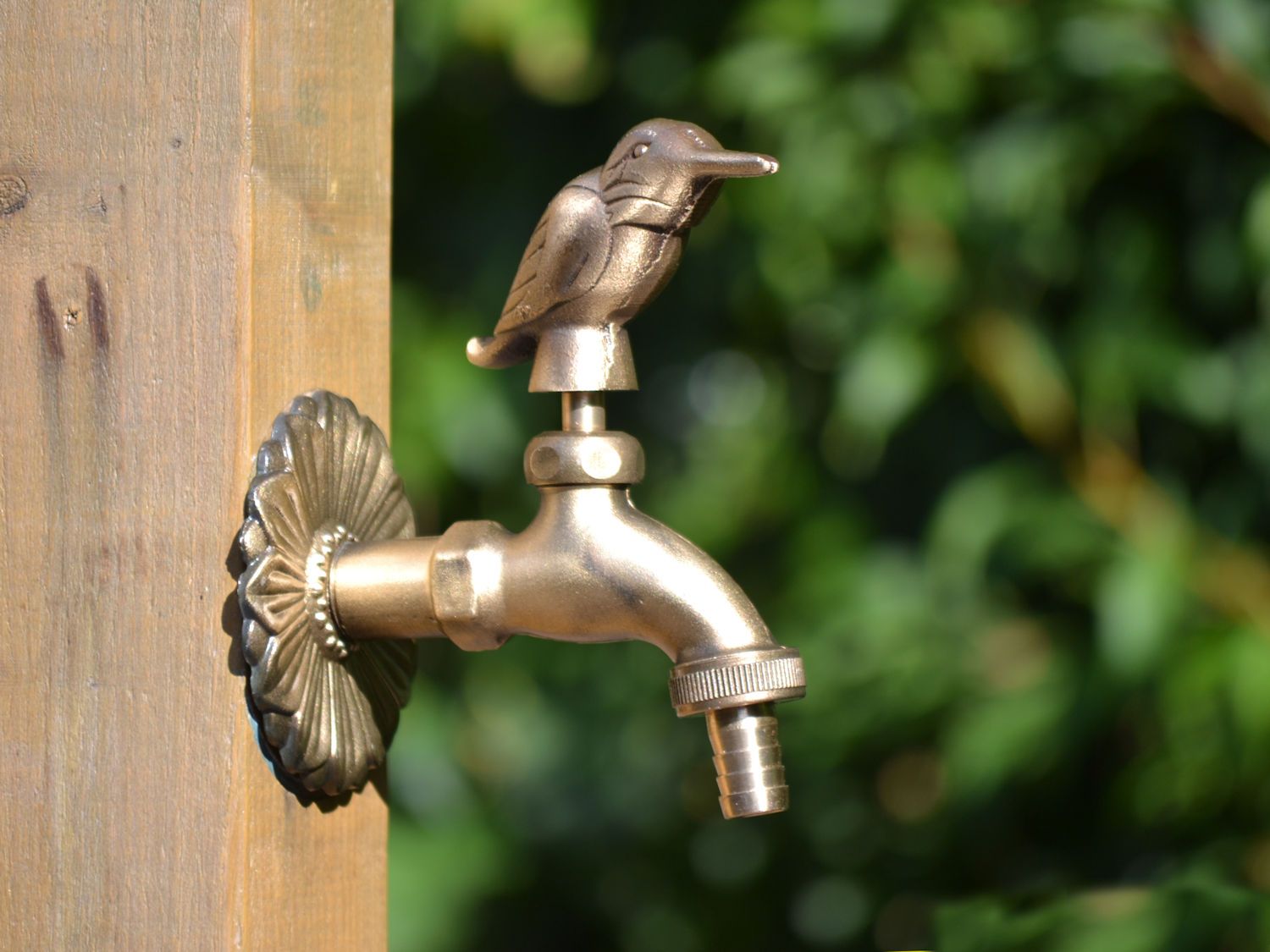 Kingfisher Ornamental Brass Garden Tap - Hortibliss