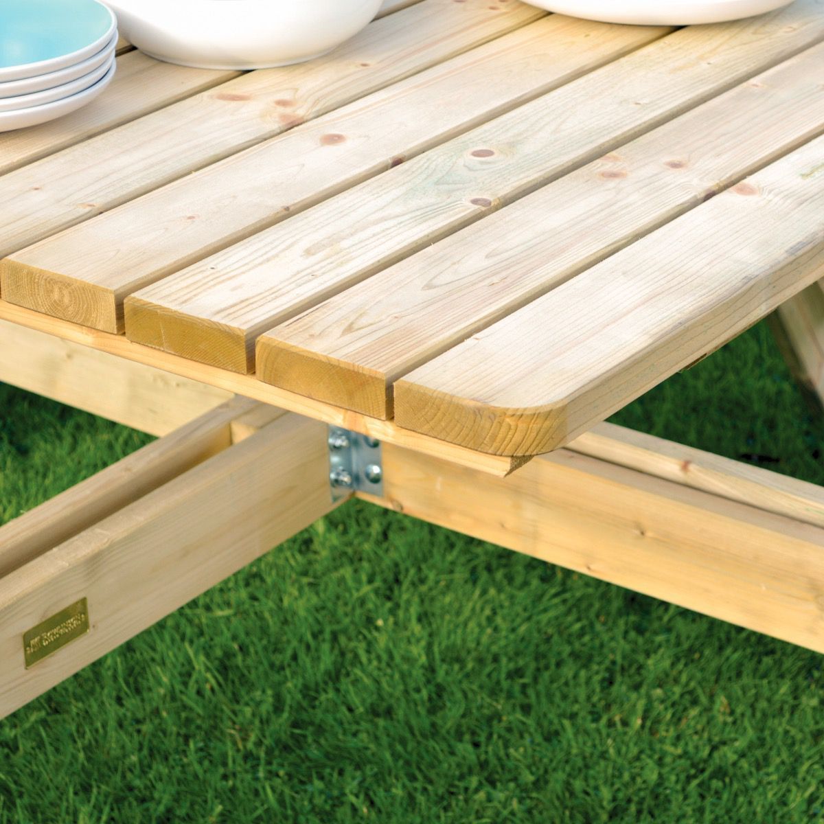 Rowlinson Square Picnic Table - Hortibliss