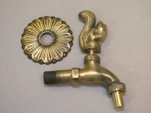 Squirrel Ornamental Brass Garden Tap - Hortibliss